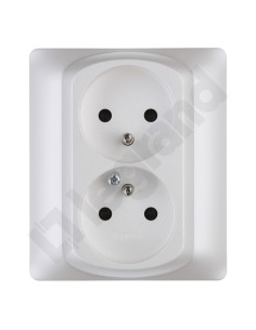 SISTENA LIFE Gniazdo podwójne z/u 16A IP20 z przesłonami pearl 771538