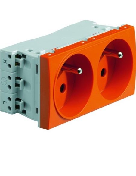 systo Gniazdo przelotowe z uziemieniem, 2x(2P+Z), samozaciski, 4 moduły, pomarańczowy, 16A/250V WS122E Hager