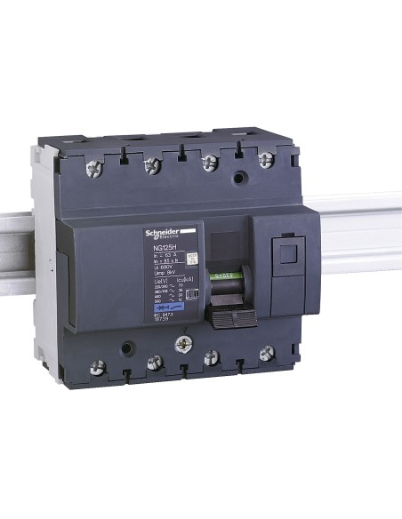 Wyłącznik nadprądowy, NG125H, 4-biegunowy, 16A, ch-ka C 18733
